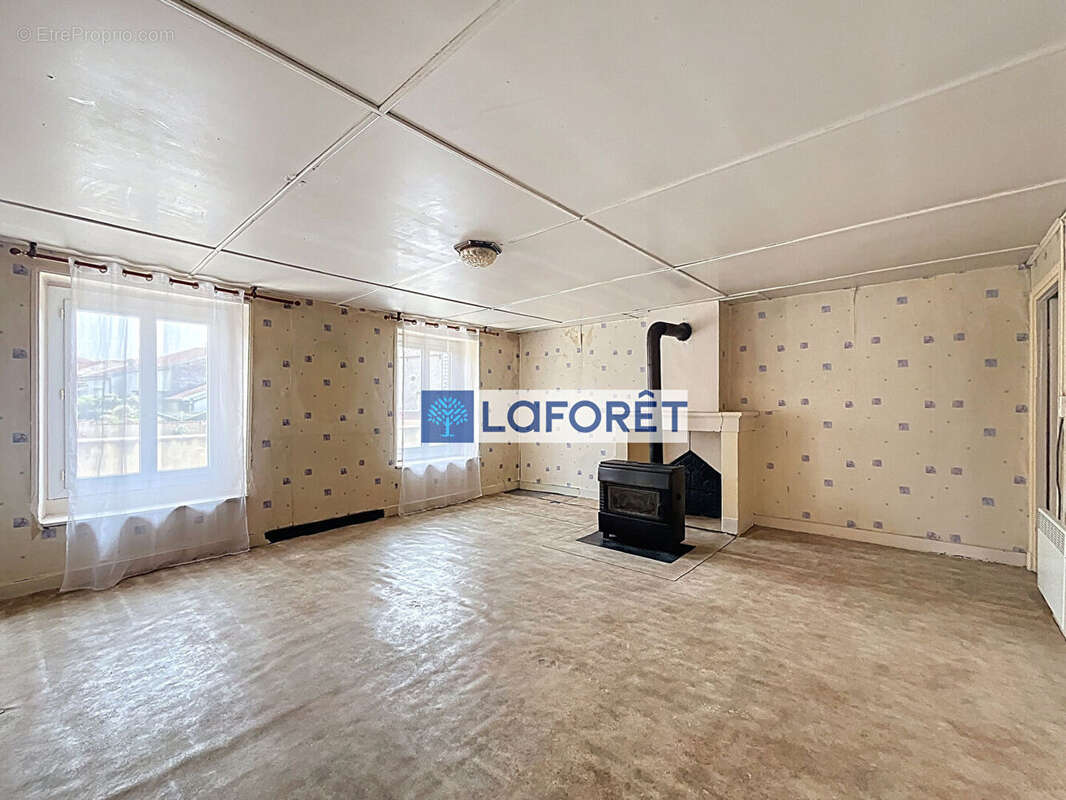 Maison de village à Donjeux (52300) - photo 9