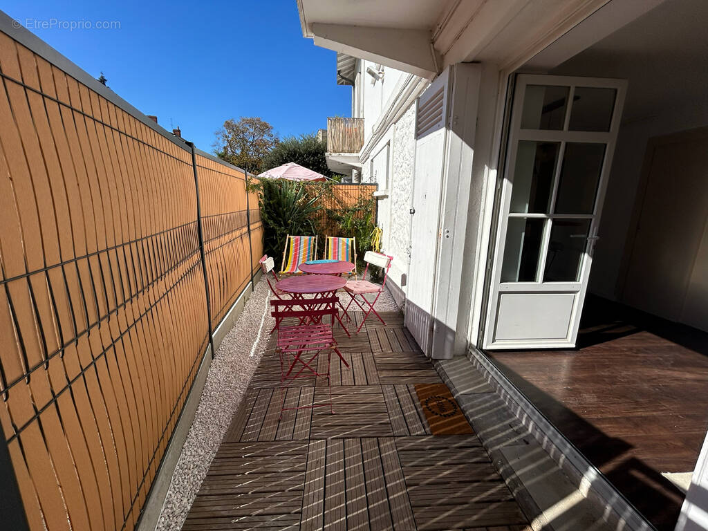 Appartement à BORDEAUX