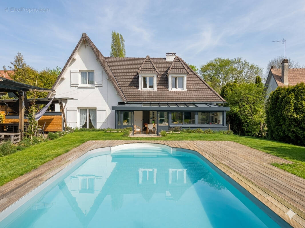 Maison à SENLIS