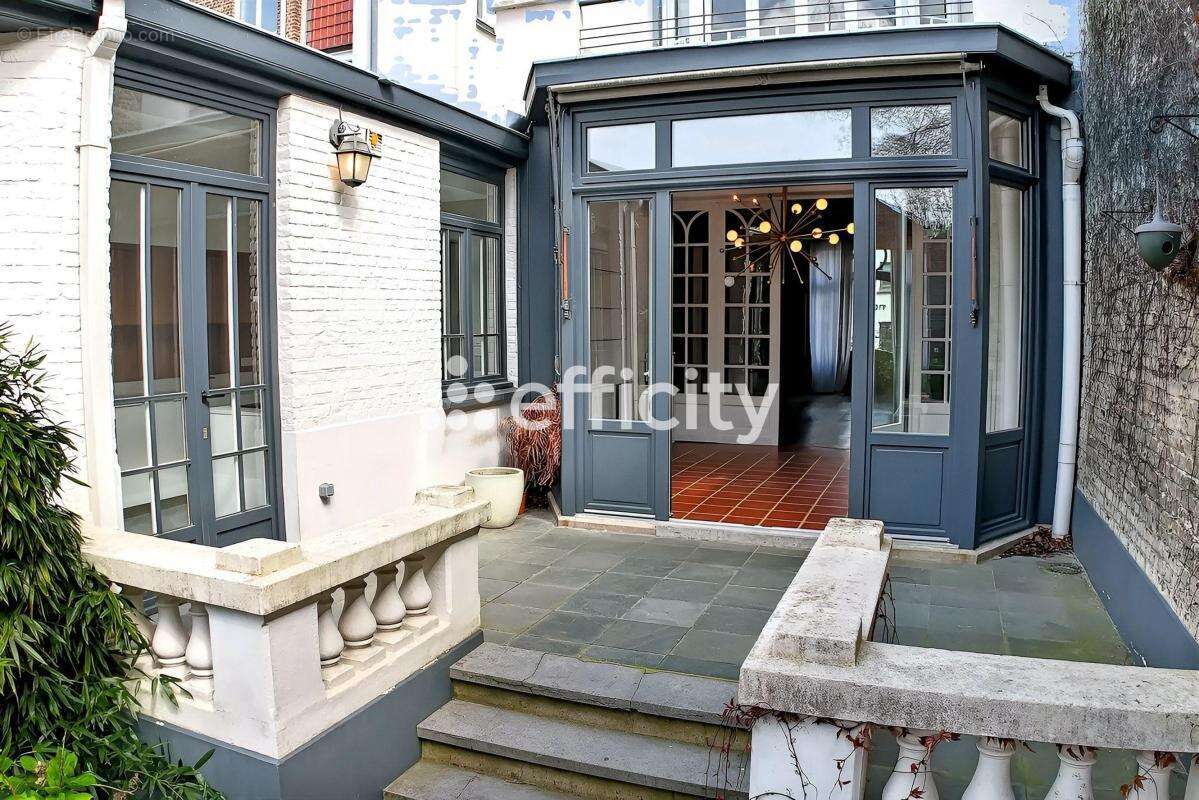 Maison à LA MADELEINE