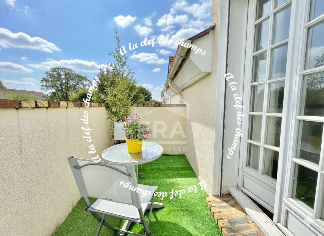 Maison à SAINT-REMY-LES-CHEVREUSE