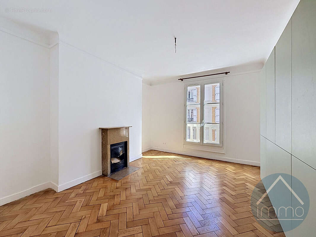 Appartement à ASNIERES-SUR-SEINE