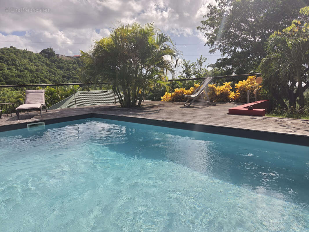 Maison à CASE-PILOTE