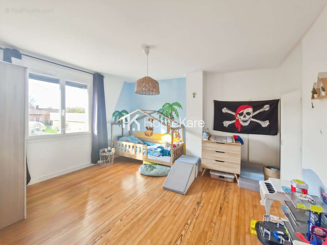 Maison à LAGARDELLE-SUR-LEZE