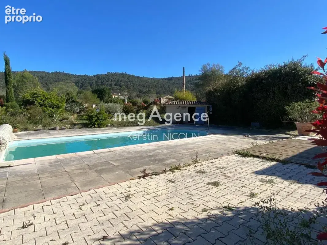 Superbe villa à Néoules, proche du village - photo 3