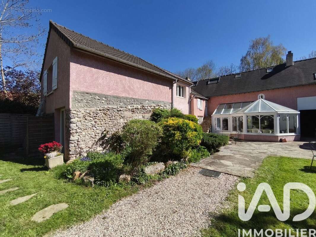 Photo 2 - Maison à BONNIERES-SUR-SEINE