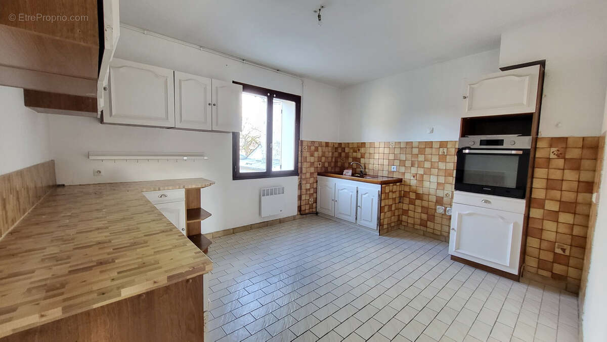 Maison à ROMENY-SUR-MARNE