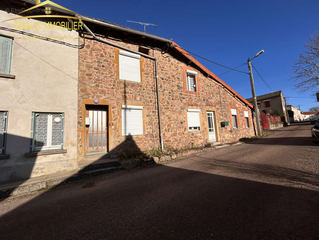 Appartement à CUINZIER