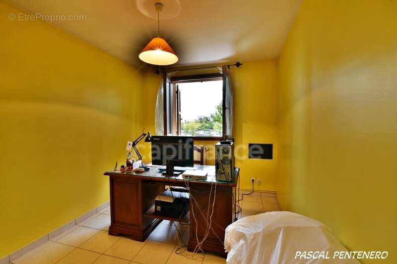 Maison à DECINES-CHARPIEU