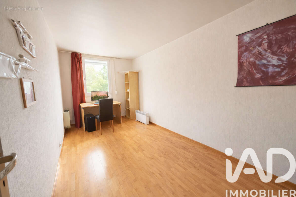 Photo 8 - Appartement à LOGNES