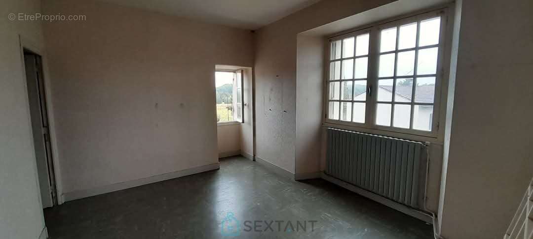 Maison à SAINT-AULAYE