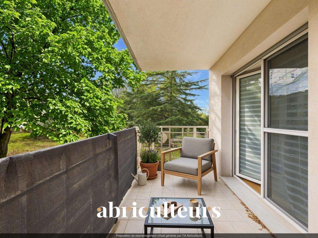 Appartement à LA CELLE-SAINT-CLOUD