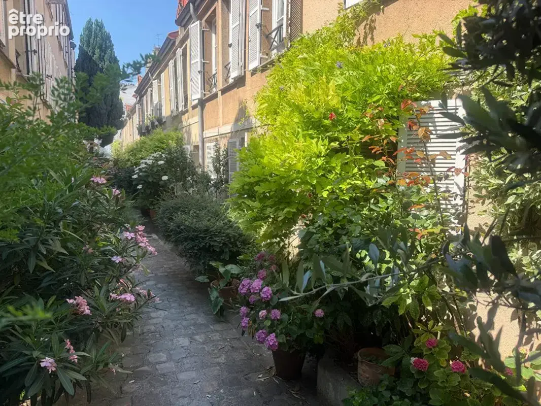 Maison à PARIS-12E