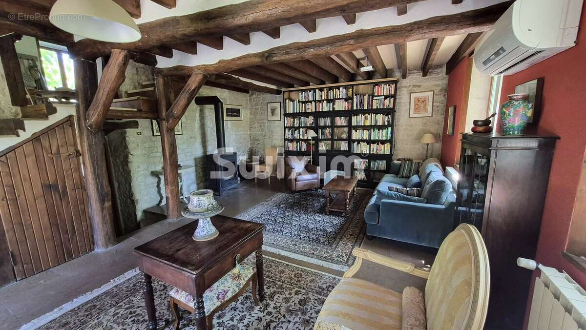 Deux Maisons de caractère réunies par une véranda de 60 m² - photo 3