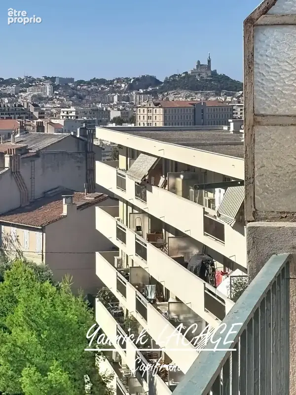 MARSEILLE 4e – T2 43 m² – 7e étage – Balcon filant – Vue panoramique - photo 6