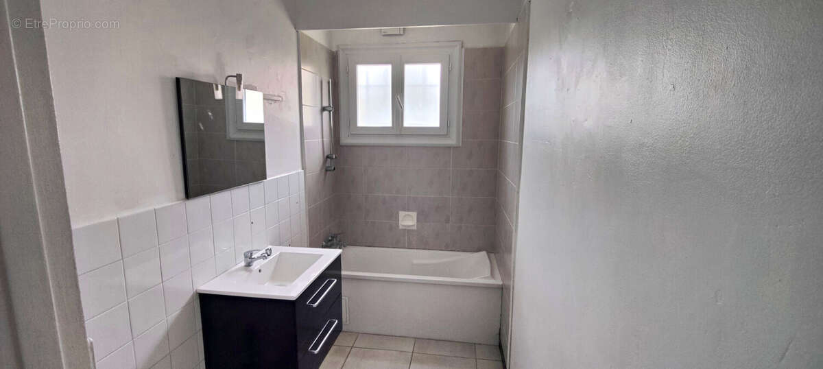 Appartement à ROMANS-SUR-ISERE