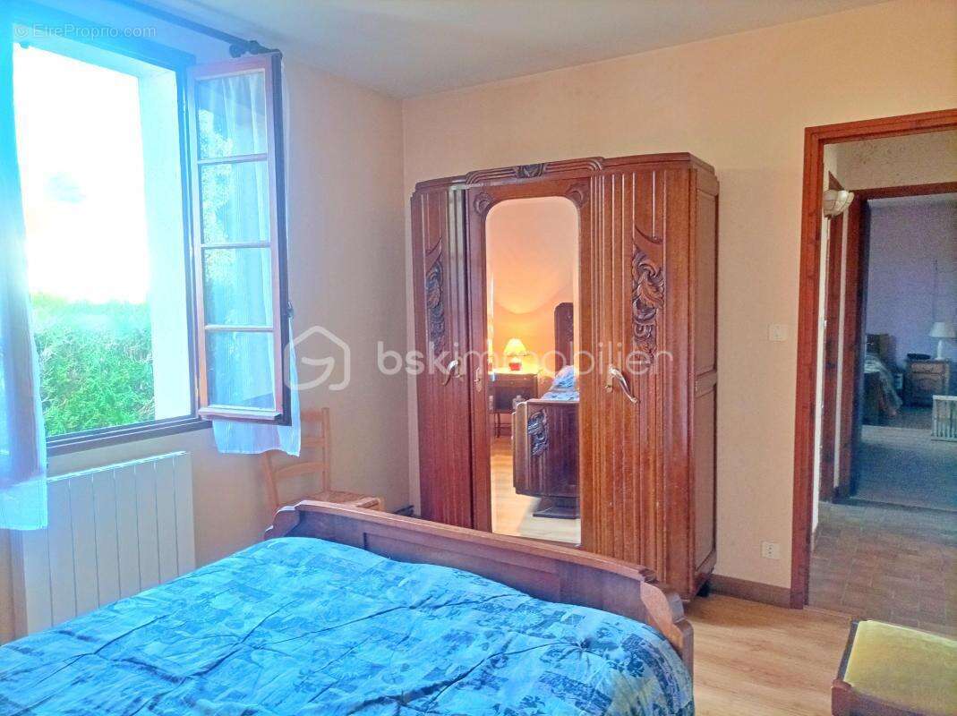 Maison au cœur du village de Cazals : Calme & Commodités à portée de main - photo 10