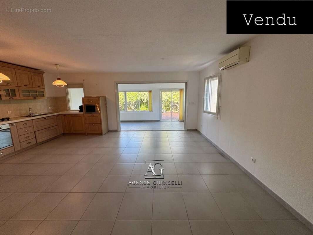 Maison à PRUNELLI-DI-FIUMORBO