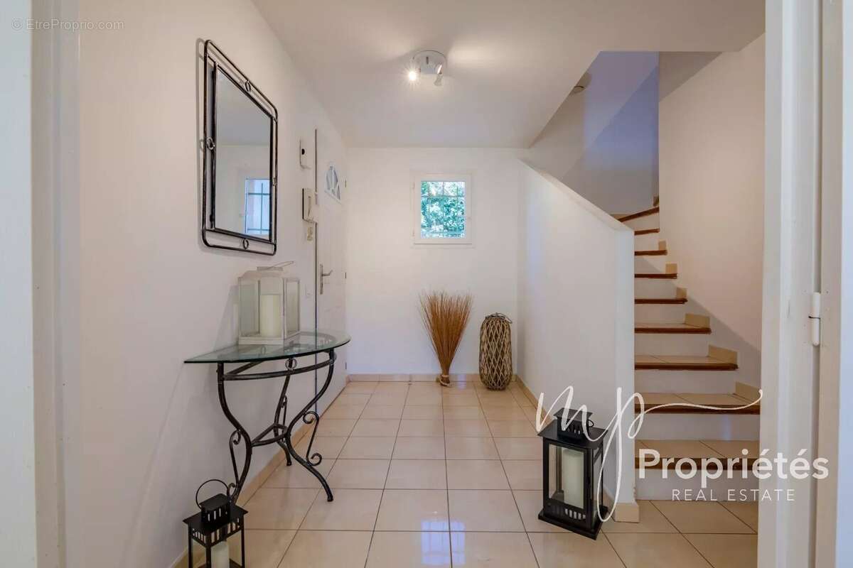 Maison à RAYOL-CANADEL-SUR-MER