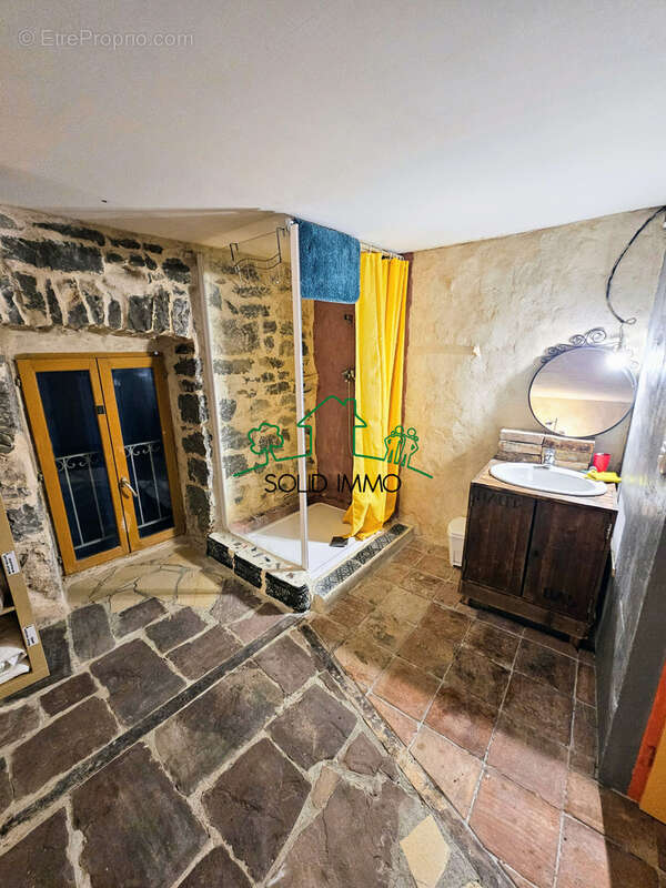 Bâtisse en Pierre   Gîte & Restaurant à Chandolas - photo 10