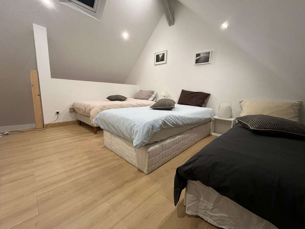 Maison à CHAMBEUGLE