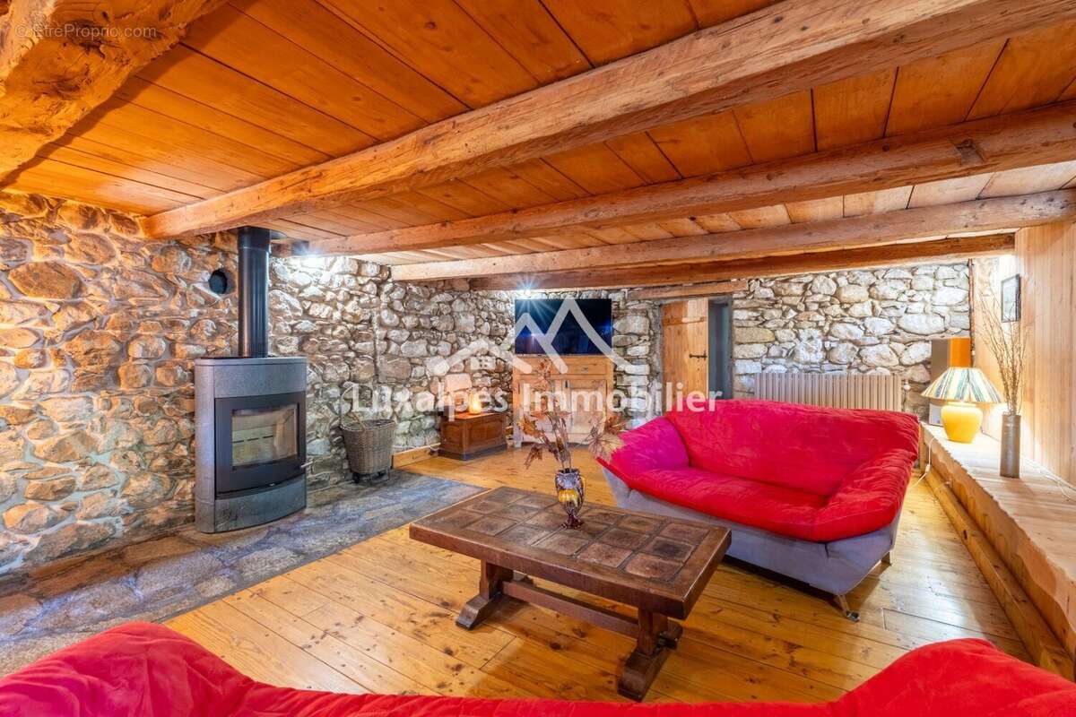 Maison à BONNEVILLE