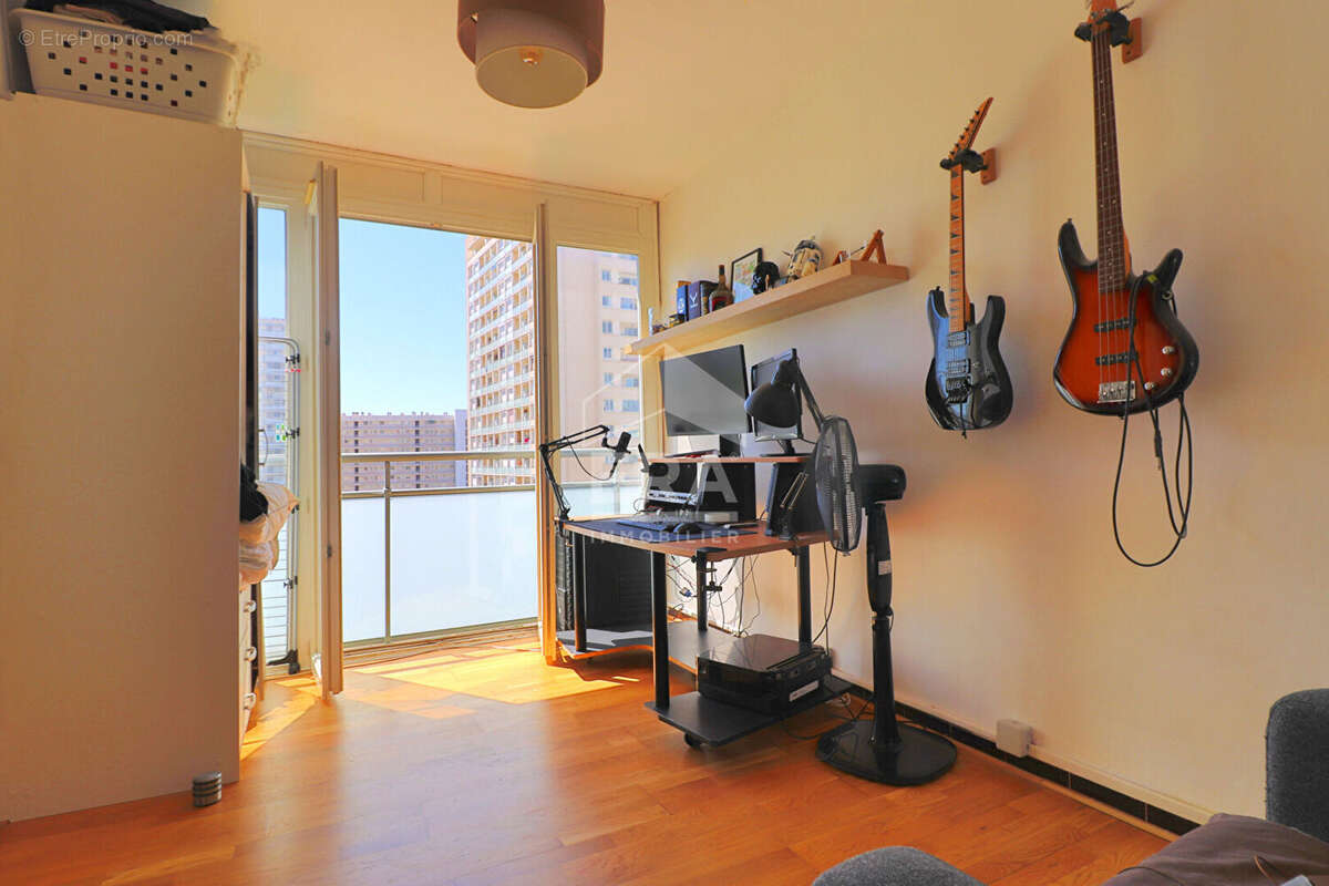 Appartement à MARSEILLE-10E