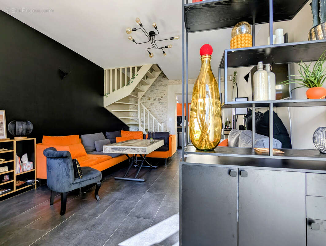 Maison à ORGERUS