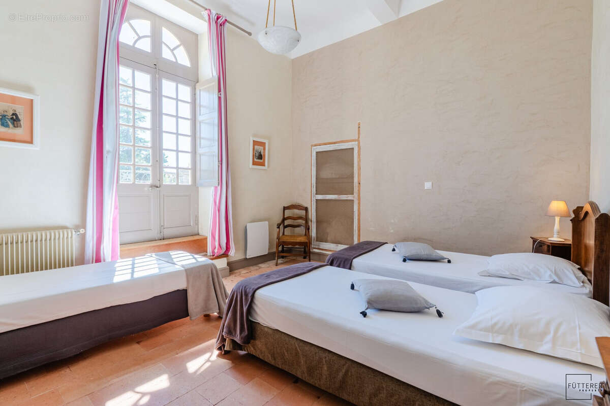 Maison 140 m² à Saint-Nazaire-D'aude  - photo 8