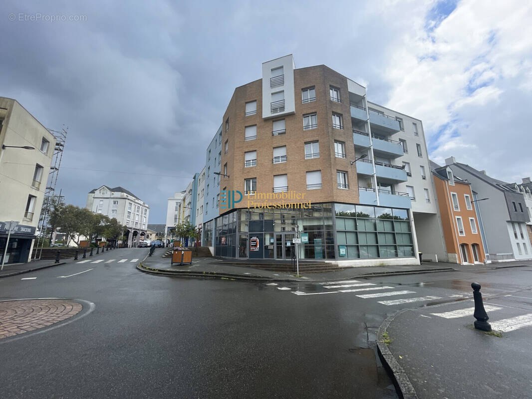 Commerce à LANESTER