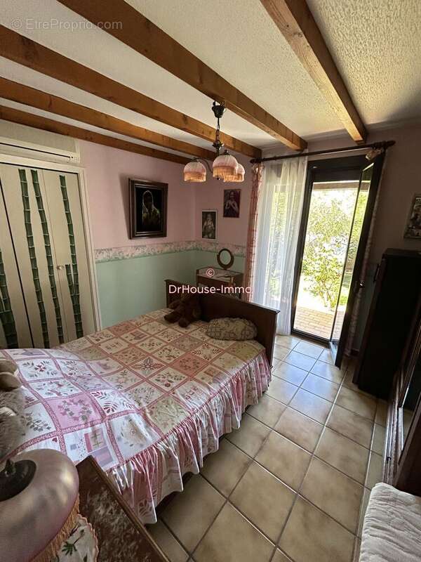 Maison à VILLELONGUE-DE-LA-SALANQUE