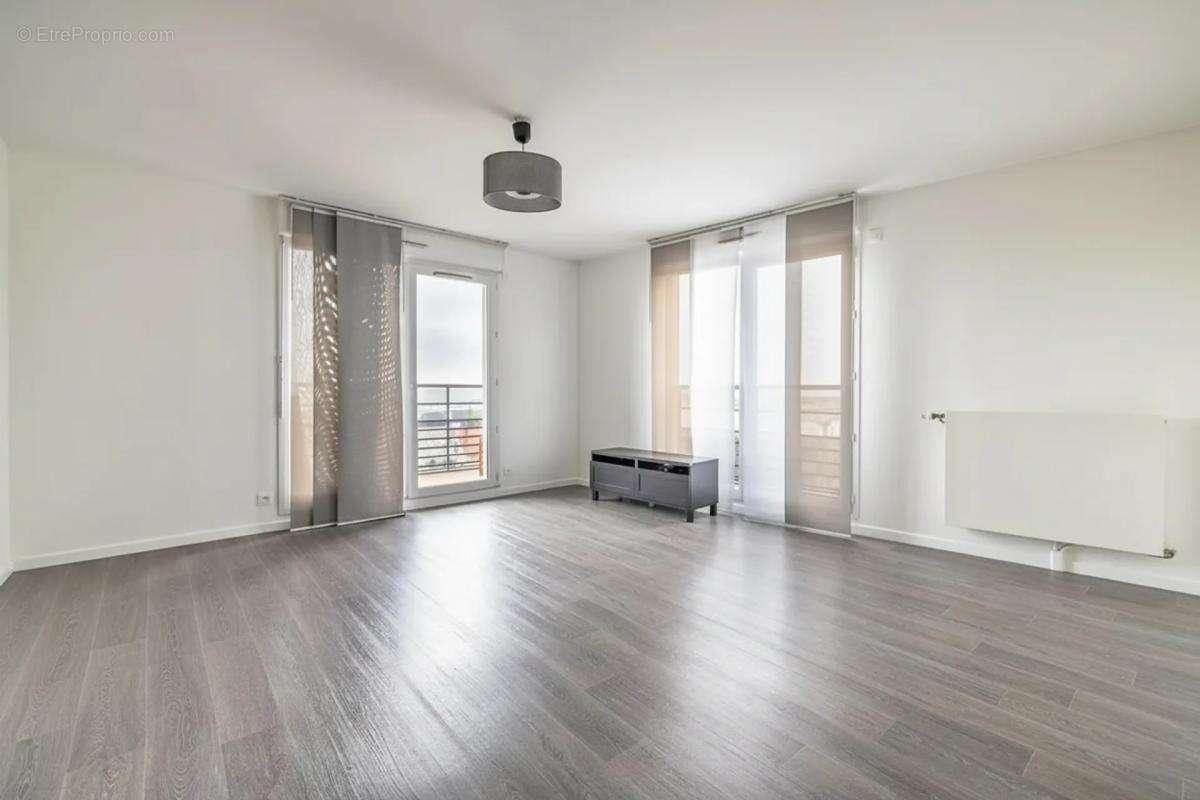 Bel appartement 3 pièces avec balcon à Savigny - photo 13