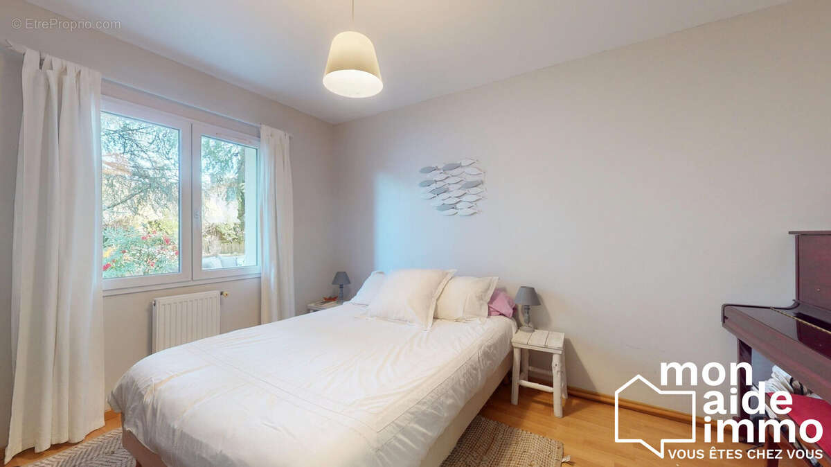 Maison à VILLENAVE-D'ORNON