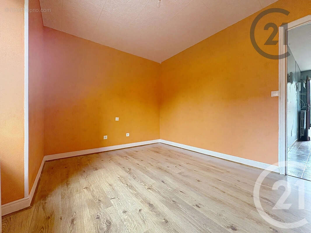Maison 126 m² à Salins  - photo 8