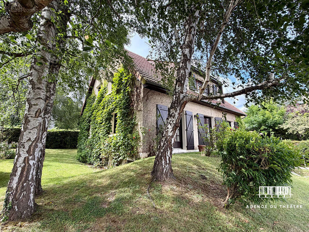 Maison à LOUVIGNY