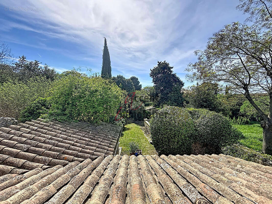 Maison à ROBION