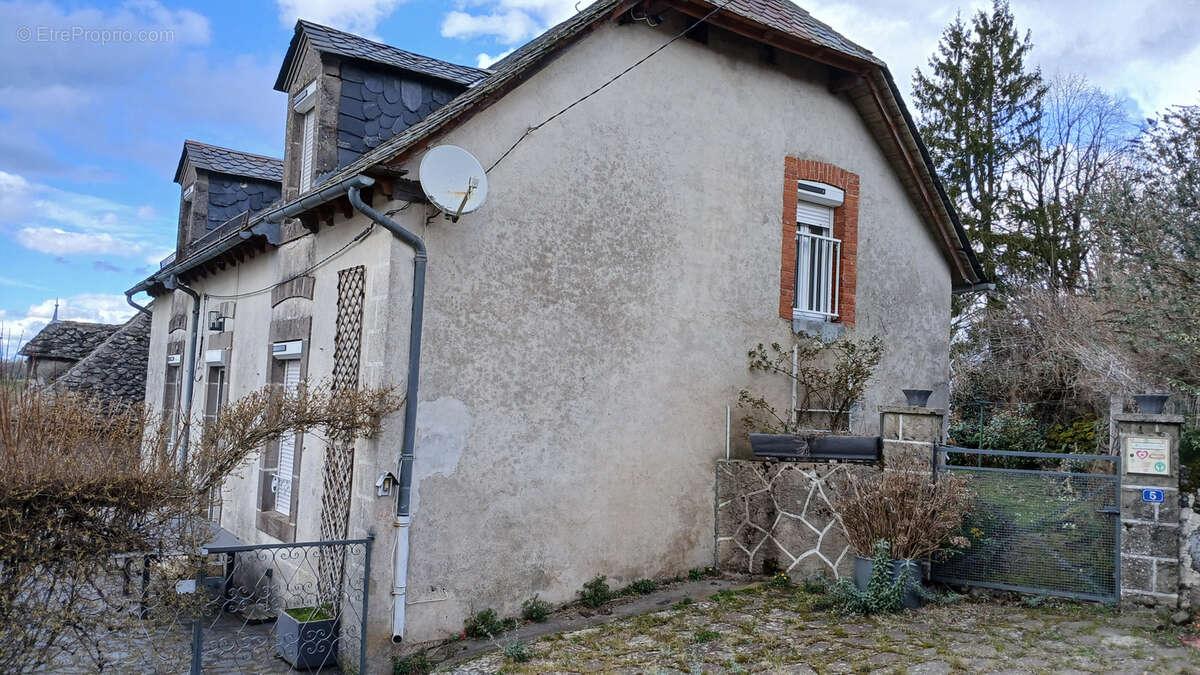 Maison à SALINS