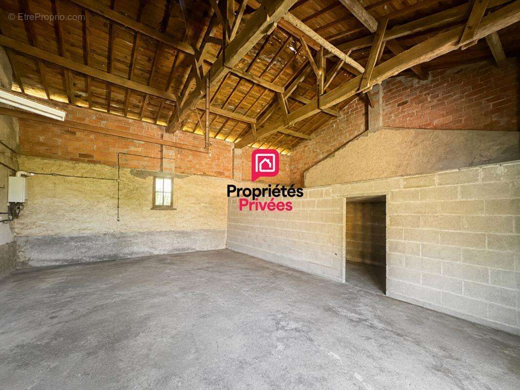 Maison 185m² - 3 chambres - jardin et grange attenante - photo 16