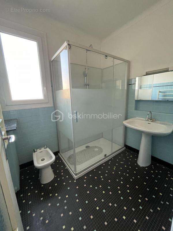 Maison à TERRASSON-LAVILLEDIEU