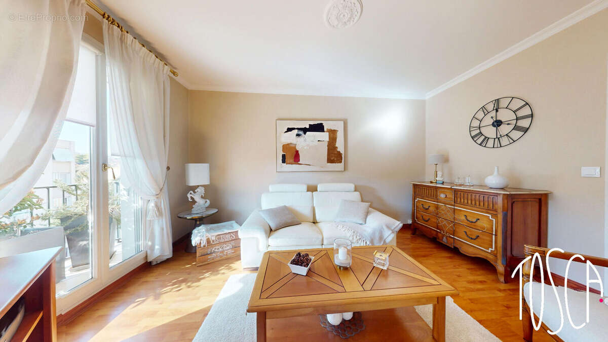 Appartement à THIAIS