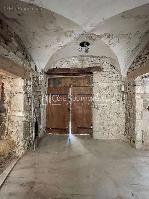 Appartement à VENASQUE