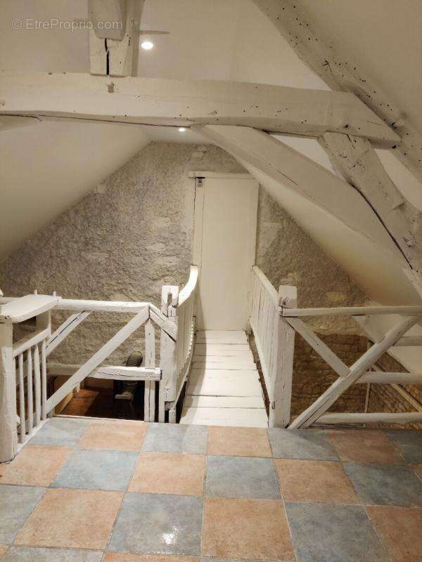 Maison à PLAIMPIED-GIVAUDINS