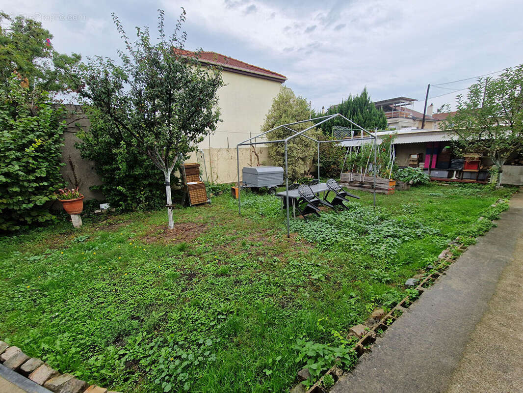 Maison à LIVRY-GARGAN
