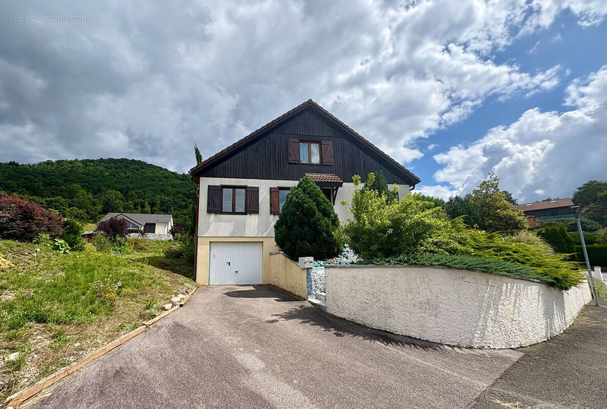 Maison à RUPT-SUR-MOSELLE