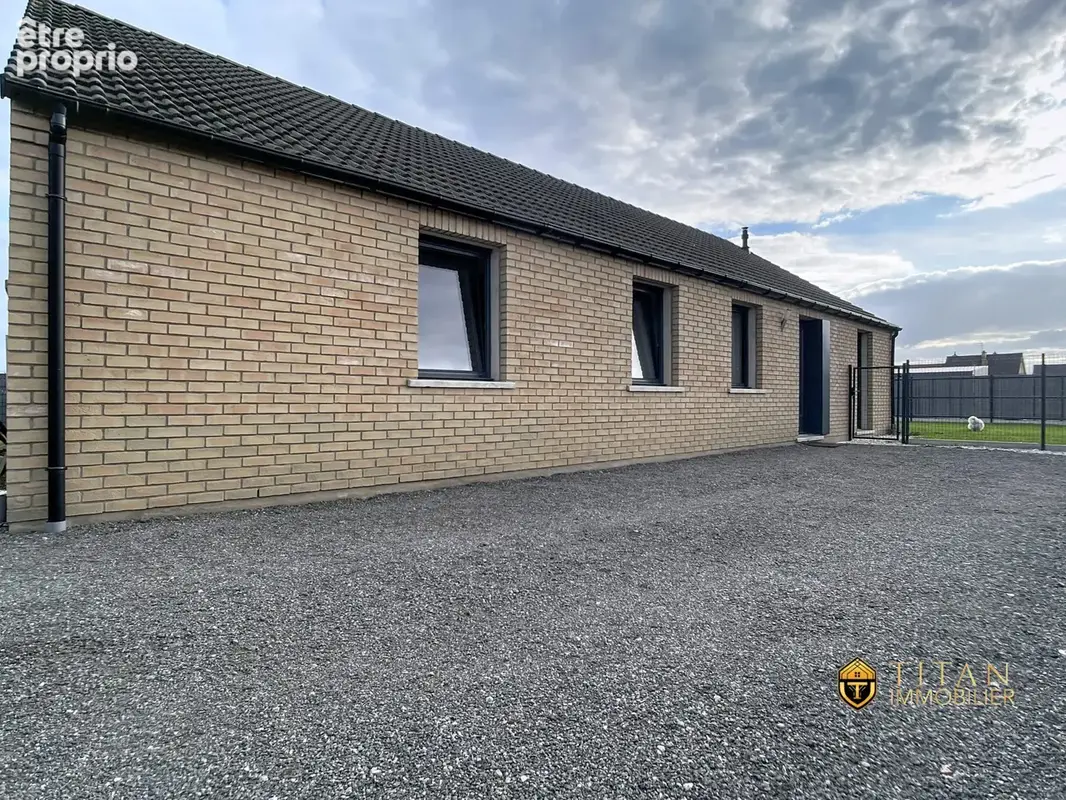  Maison Plain pied individuelle, 4 chambres, jardin à Rexpoëde - TITAN IMMOBILIER 