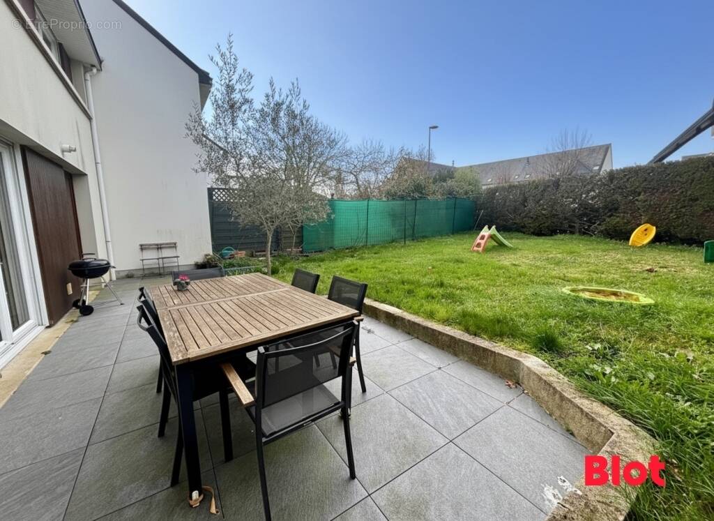 Maison à CHARTRES-DE-BRETAGNE