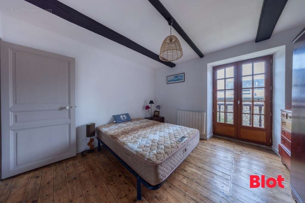 Maison à PLEUDIHEN-SUR-RANCE