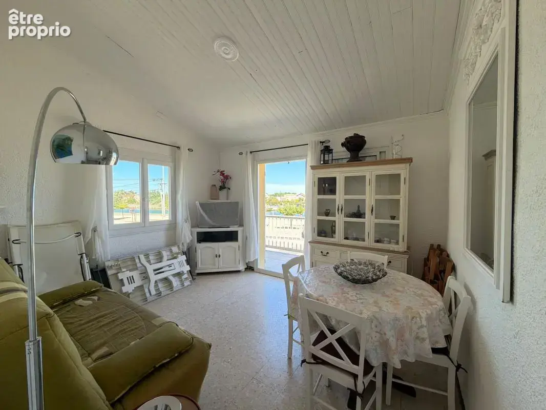 À vendre – Marseillan plage - Exceptionnel 3 pièces en duplex avec vue mer et port - photo 4