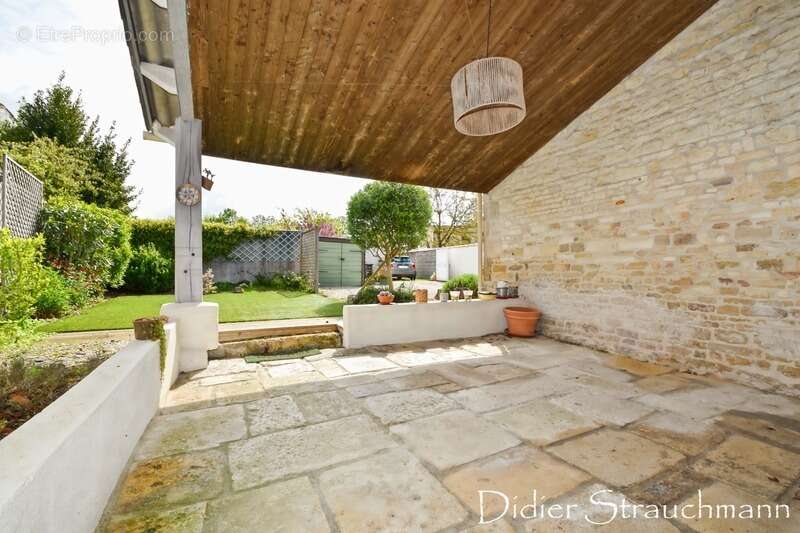 Maison à AIGREFEUILLE-D&#039;AUNIS