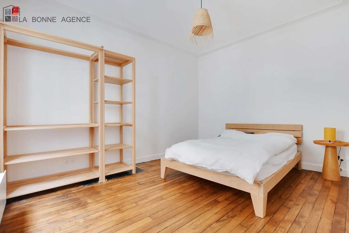 Appartement à PARIS-9E